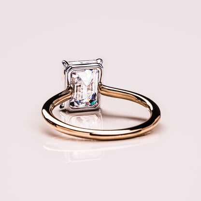 2.3 CT Emerald Solitaire Moissanite Engagement Ring