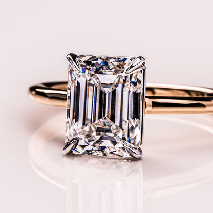 2.3 CT Emerald Solitaire Moissanite Engagement Ring